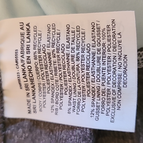 NWT, Nike, full length, leggings, with dry-fit. Size M - Picture 7 of 8